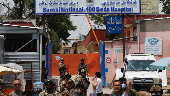 Ataques en un hospital y un funeral en Afganistán dejan 40 muertos