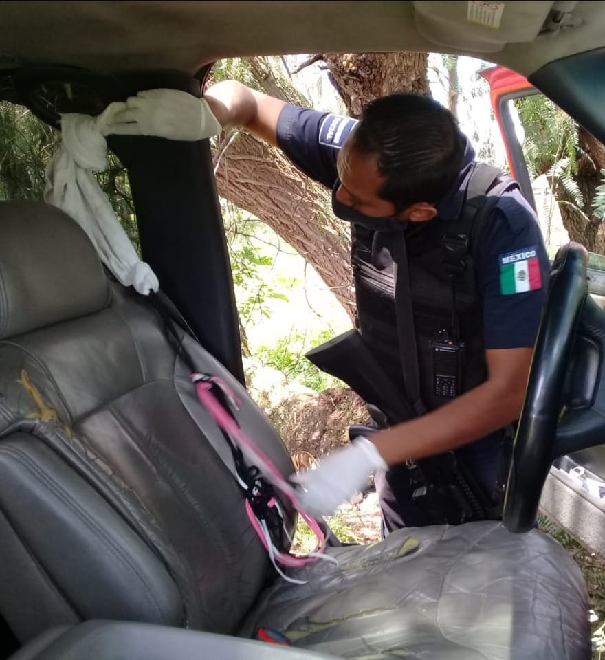 Policías evitaron que un hombre se quitara la vida en San Juan del Río.