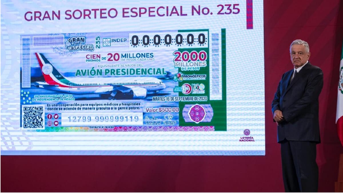 Se llegó a meta de “cachitos” vendidos para rifa de avión: López Obrador