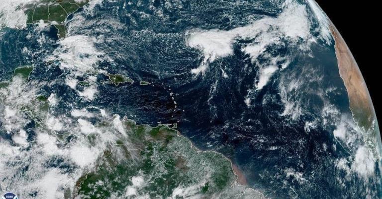 La tormenta tropical “Epsilon” se forma en el Atlántico