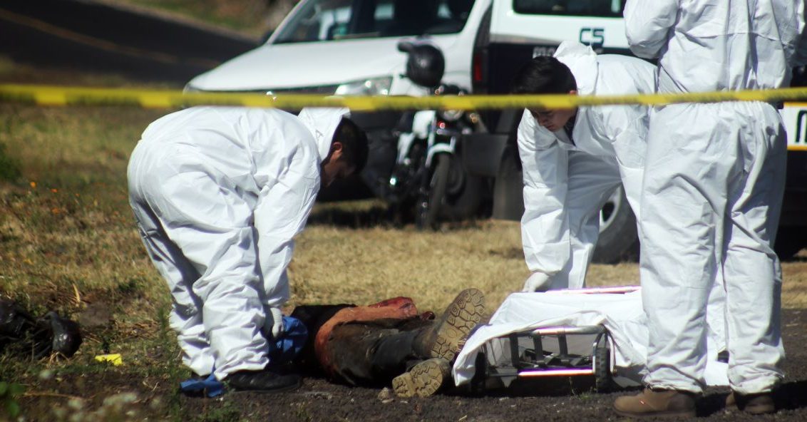 Hallan seis cadáveres maniatados en San Luis Potosí