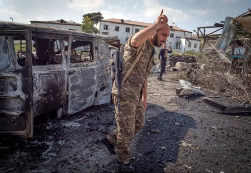 Bombardeos en Nagorno Karabaj destruyen un hospital militar