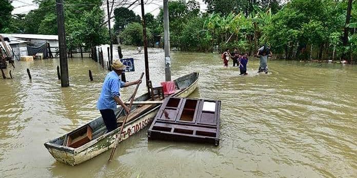 Casi 10 mil personas han sido evacuadas en Tabasco