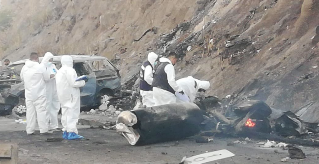 Sube a 14 los muertos por explosión de pipa en la Tepic-Guadalajara