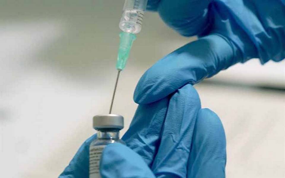 Coronavirus: AMLO no se opone a que empresas privadas compren vacunas