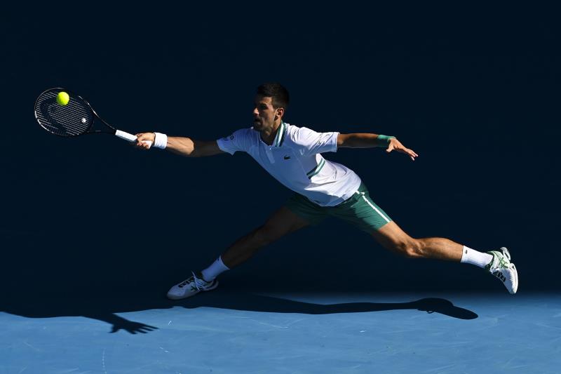 Abierto de Australia: Djokovic sufre con Tiafoe para pasar a tercera ronda