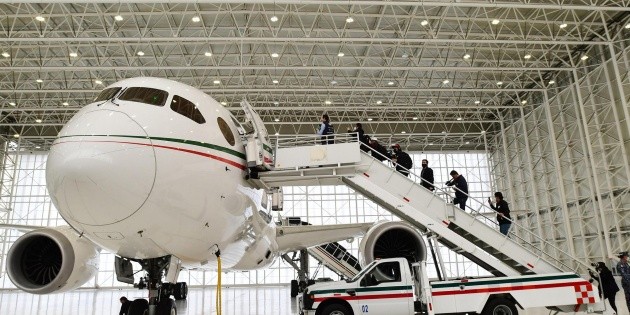 AMLO busca que un grupo de empresarios compre el avión presidencial