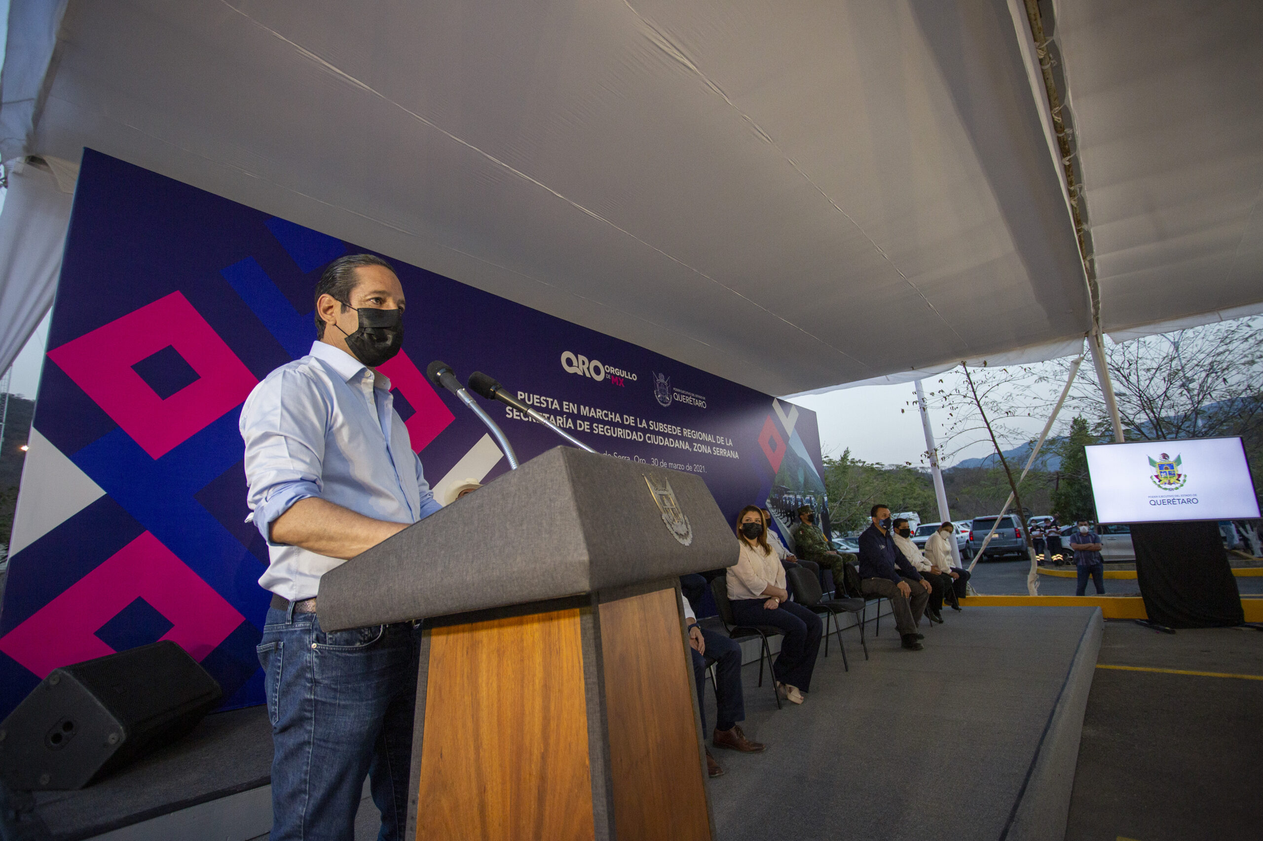 Inaugura el Gobernador Francisco Domínguez el C4 de Jalpan de Serra