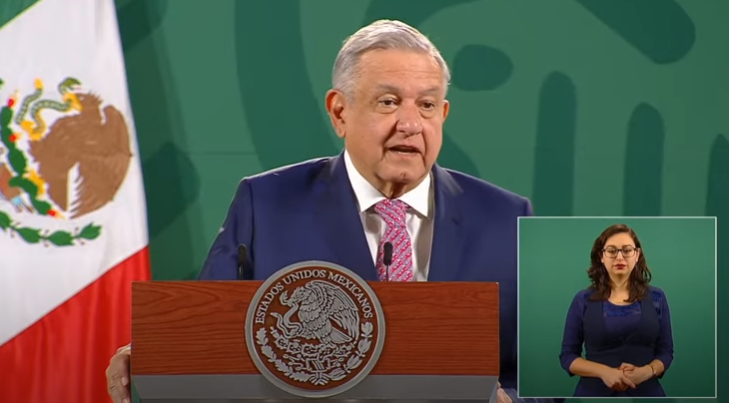 AMLO asegura que no está en contra del movimiento feminista
