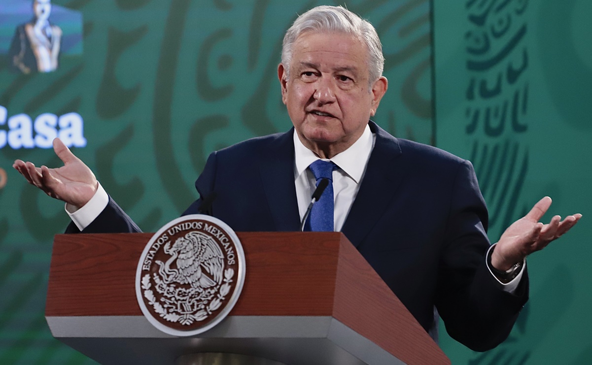 AMLO dice que “quienes ganan elección comprando votos, después humillan al pueblo”