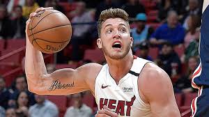 NBA: Miami se deshace de Meyers Leonard