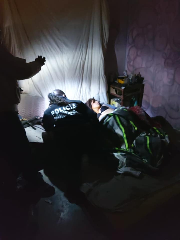 Policías de San Juan del Río asistieron a un recién nacido y a su madre, que dio a luz al interior de su domicilio.