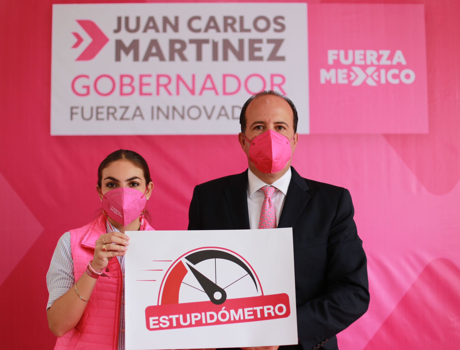 Presenta Juan Carlos Martínez el Estupidómetro electoral de propuestas