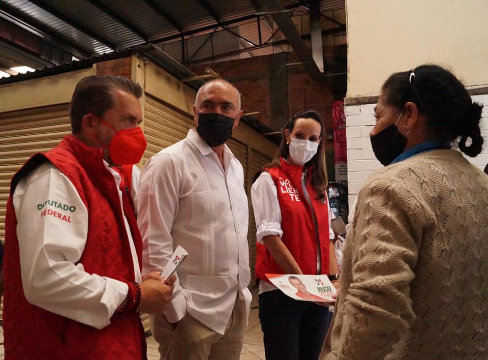 Lleva Hugo Cabrera propuesta a tianguis y mercados de San Juan del Río.