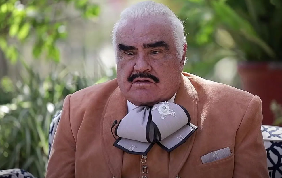 Vicente Fernández regresa al hospital tras sufrir accidente