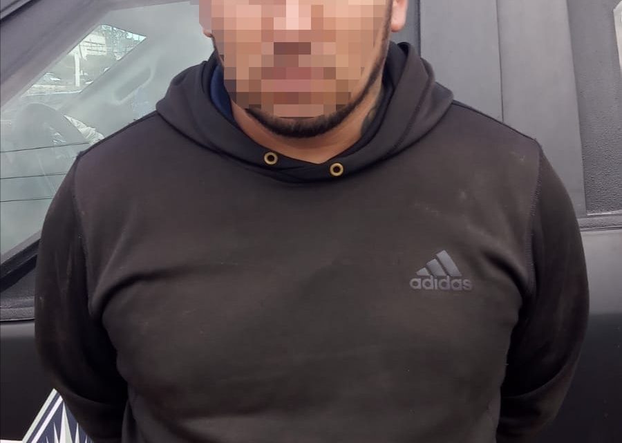Detienen elementos de SSPMSJR a un sujeto con arma de fuego.
