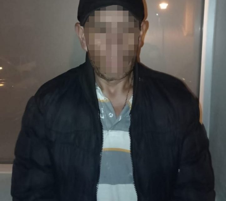 Detenido en Granjas Banthí.