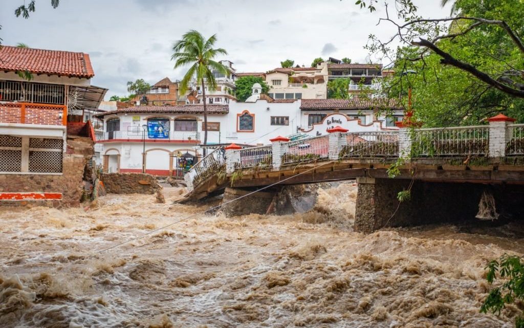 Huracán “Nora” provoca daños en 44 municipios de 6 estados