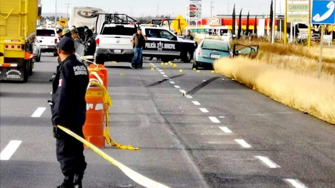 Emboscan y matan a tres policías estatales en Zacatecas