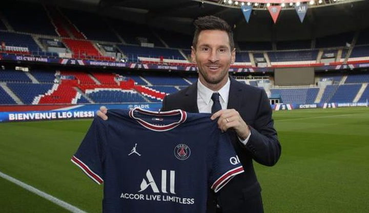 Lionel Messi engalana a París