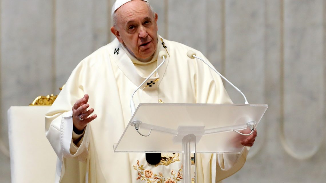 La iglesia católica solicita a creyentes acudir a vacunarse