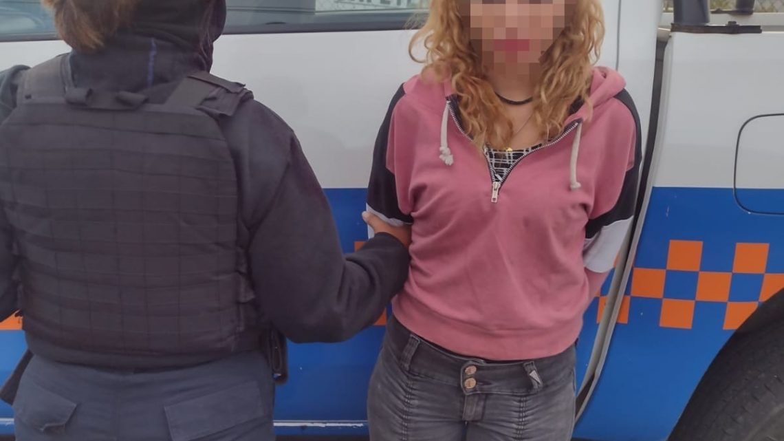 Mujer Detenida en San Juan del Río.