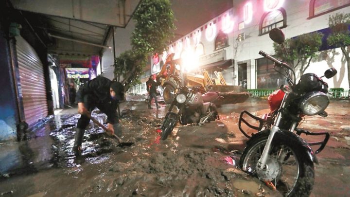 Inundación: Lluvia en Ecatepec de Morelos deja dos muertos y anegaciones