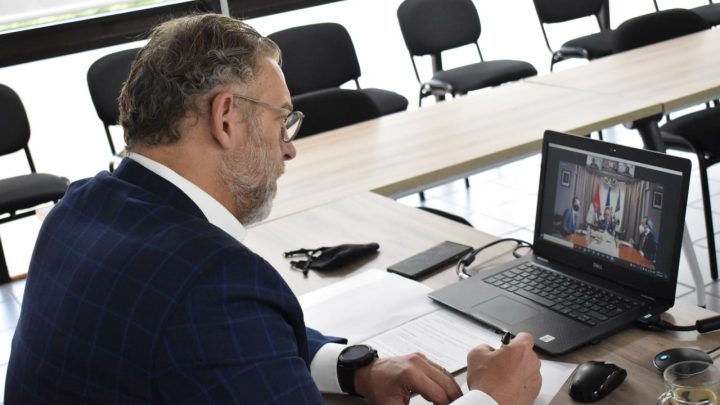 Con la finalidad de mantener un acercamiento con las distintas economías del mundo y fortalecer lazos comerciales, el titular de la Secretaría de Desarrollo Sustentable (SEDESU).