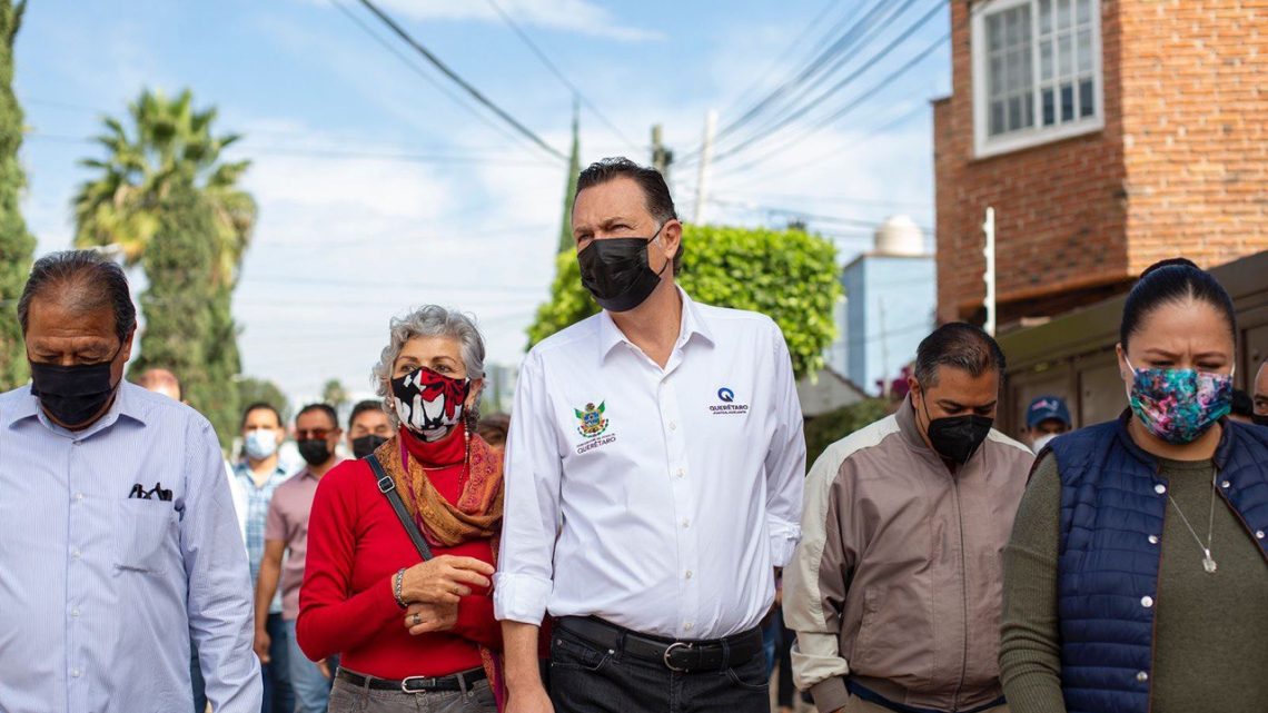 El gobernador del estado, Mauricio Kuri González, recorrió las obras que se realizan en el fraccionamiento Calesa 1a Sección y 2da Sección.