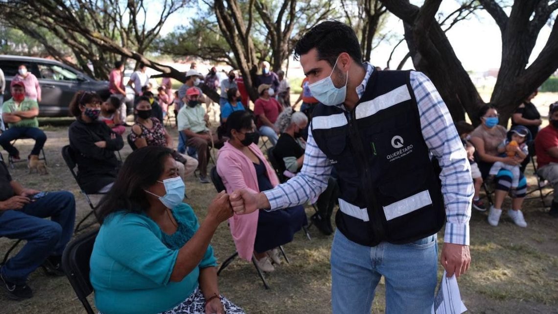 El secretario de Desarrollo Social del estado de Querétaro (SEDESOQ), Agustín Dorantes Lámbarri, conformó el Comité de Obra de Infraestructura Social en Jardines de Jurica