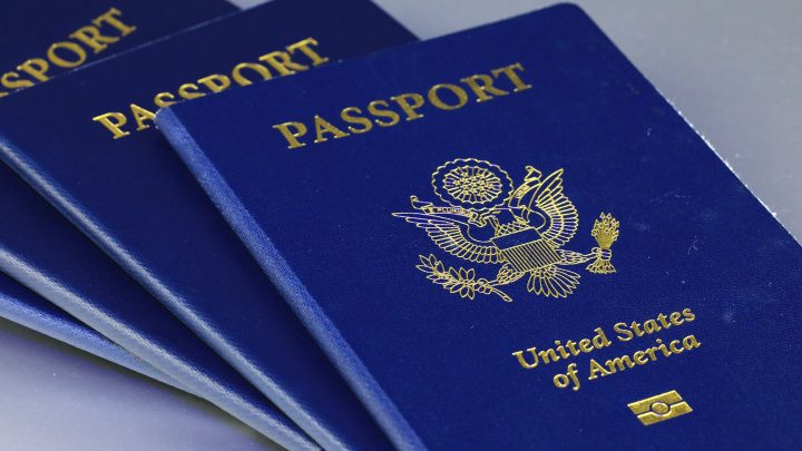 Estados Unidos emite el primer pasaporte con el marcador X en la designación de género para aquellos que no se identifican como hombre o mujer