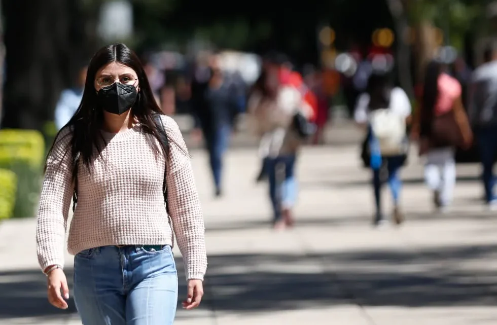 El país acumula 286 mil 888 defunciones, así como tres millones 788 mil 986 contagios
