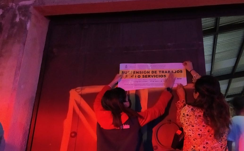 Mediante los operativos efectuados y las llamadas ciudadanas al 9-1-1, del 22 al 28 de octubre, la Unidad Especial Anti-COVID-19 llevó a cabo 15 suspensiones.