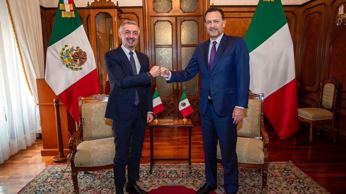 El gobernador de Querétaro, Mauricio Kuri González, se reunió con el excelentísimo señor Luigi de Chiara, Embajador de Italia en México.