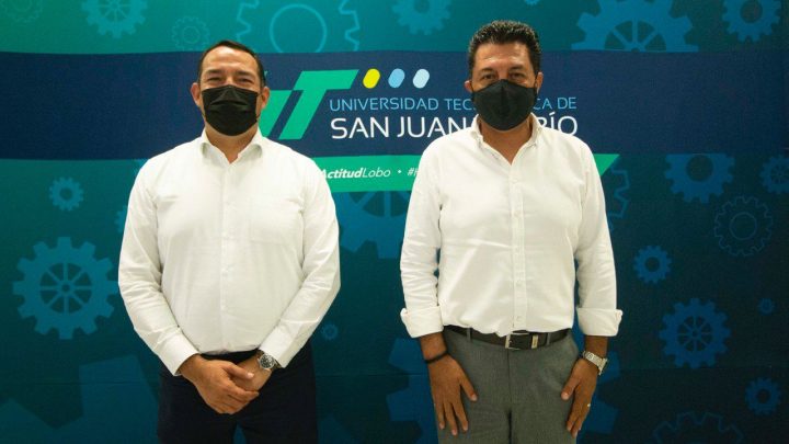 Con el objetivo de fortalecer la vinculación con el sector educativo en la demarcación, el presidente municipal, Roberto Cabrera Valencia.