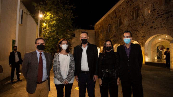 El gobernador de Querétaro, Mauricio Kuri González, se reunió con los Amigos del Museo de Arte Contemporáneo, a quienes invitó a llevar al recinto al siguiente nivel.