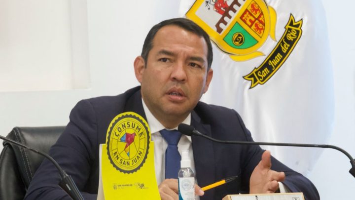 También se aprobó el perfil para ser el Cronista de San Juan del Río.