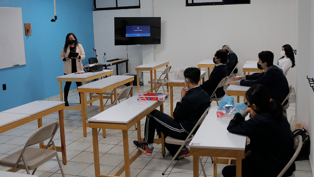 Hugo López-Gatell señala que solo el 0.07% de las escuelas que han reabierto han presentado alguna clase de afectación