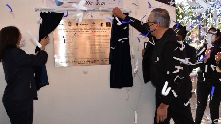 Por su permanente apoyo y actividad a la promoción del también conocido como deporte ciencia, el municipio de Cadereyta de Montes.
