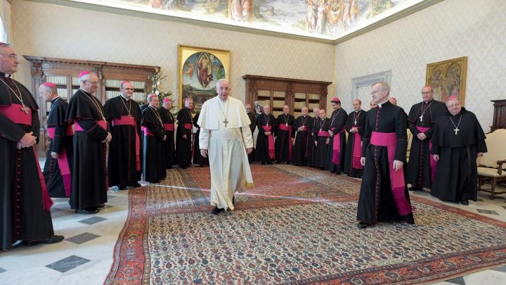 Jorge Mario Bergoglio nació el 17 de diciembre de 1936 y se ha convertido en uno de los diez Papas más longevos de la historia moderna de la Iglesia católica