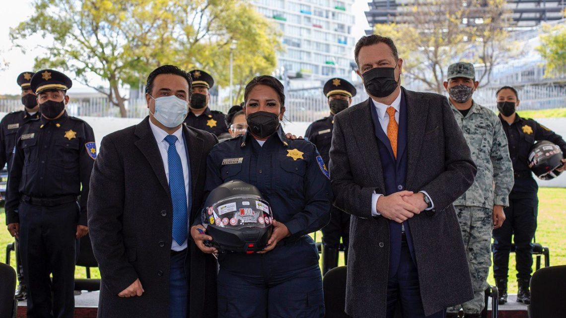 Como medida para reforzar la paz en el estado, el gobernador, Mauricio Kuri González, acompañó al presidente municipal de Querétaro.