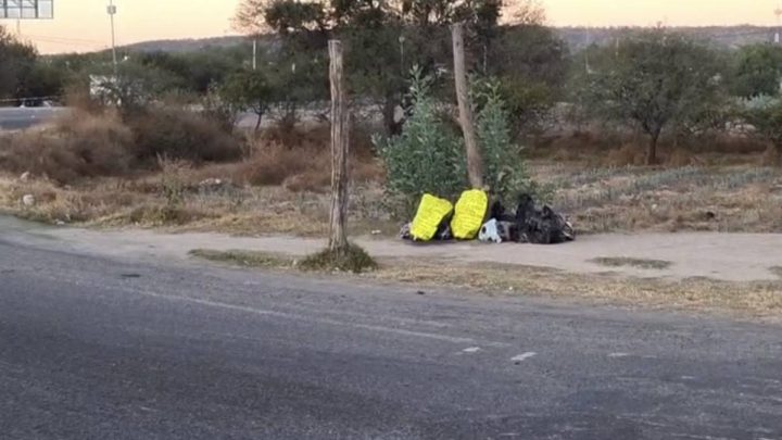 Los bultos tenían cartulinas con mensajes amenazantes, detallan medios locales