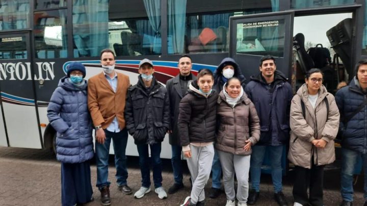 La embajadora de México en Ucrania, Olga García Guillén, explicó el jueves que han identificado alrededor de 230 mexicanos, cónyuges e hijos, en Ucrania