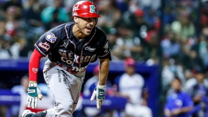 La novena mexicana cayó por pizarra de 2-1 ante los dominicanos con gran actuación de Tyler Alexander