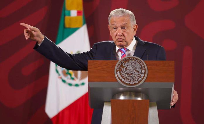 López Obrador calificó esta acción como injerencista, pues señaló que ningún gobierno extranjero debe de intervenir en los asuntos internos