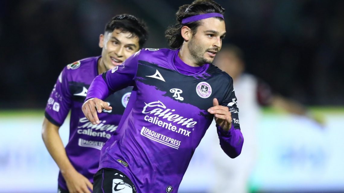 El conjunto mazatleco por fin consiguió sumar de a tres puntos tras derrotar 2-0 a los Xolos