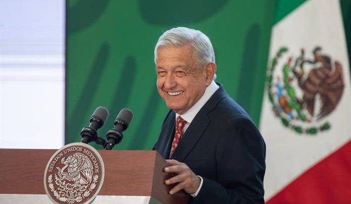 AMLO alerta que “si no se aprueba la reforma eléctrica” va “a pasar lo que sucede en España”