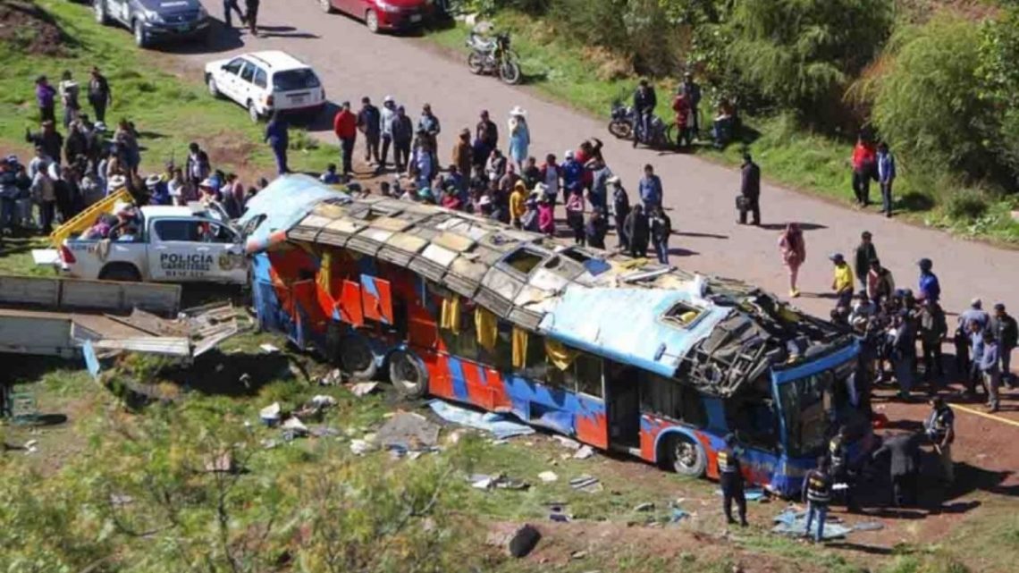 Autoridades detallan que el accidente, ocurrido en el departamento de Santander, dejó 15 heridos