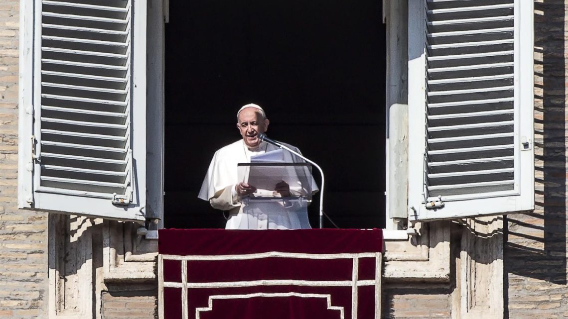 Así se dirigió el Papa Francisco a miembros de una fundación de Brasil que lo visitaron este viernes en El Vaticano