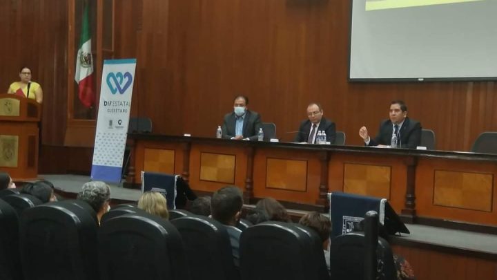 El Sistema Estatal DIF a través de la Procuraría de Protección de Niñas, Niños y Adolescentes, llevó a cabo el simposio “Derecho a la identidad y protección de datos personales de NNA”